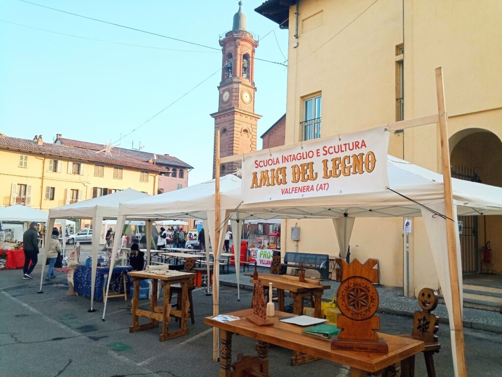 Amici del Legno al mercatino di Natale di Villanova d’Asti ed. 2023